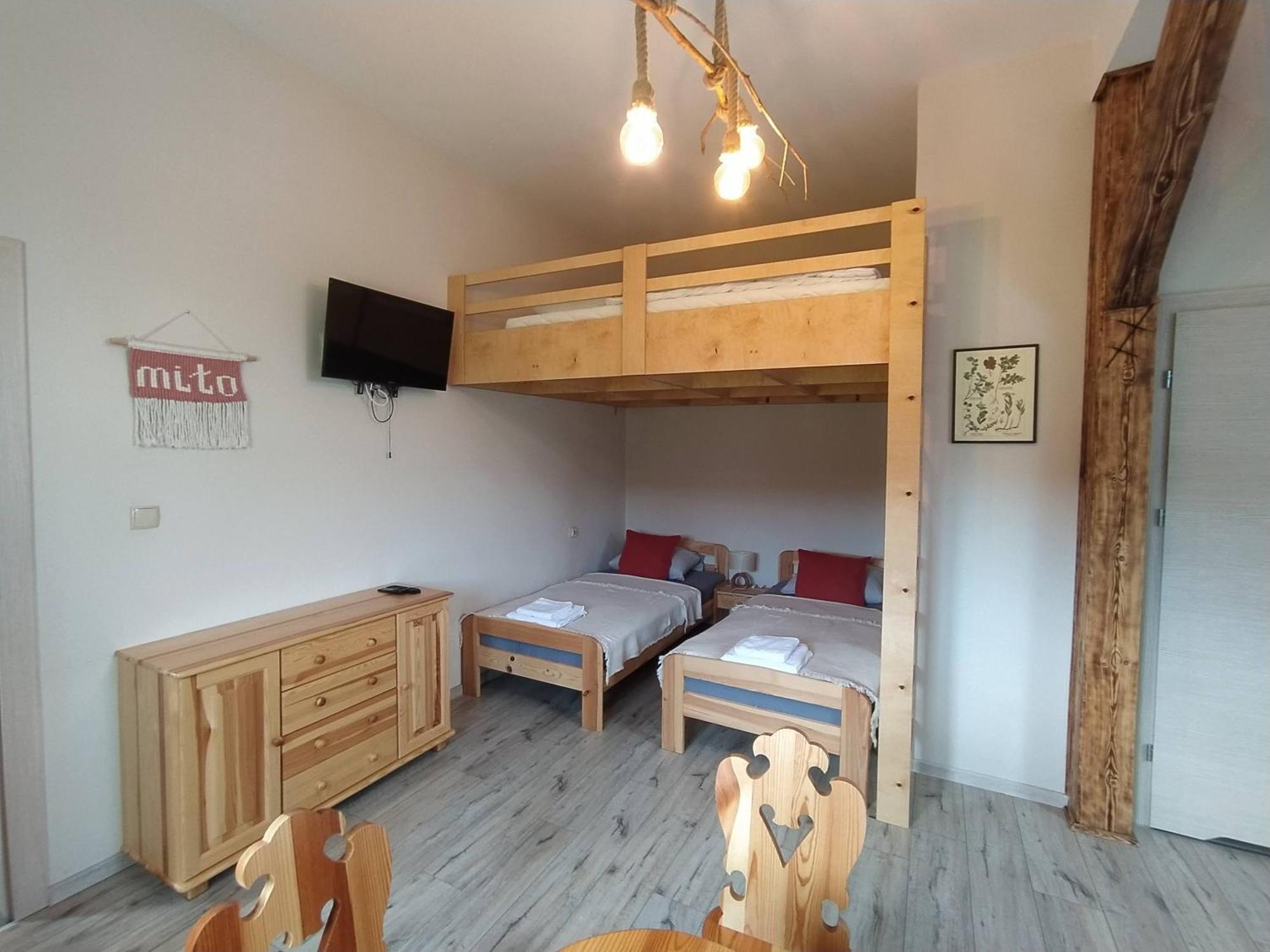 Farm stay Derkaczowa Kotlina Gniewoszow (Lower Silesia)